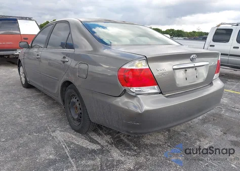 2005 Toyota Camry Le из США, поврежденный, VIN 4T1BE32K25U569423